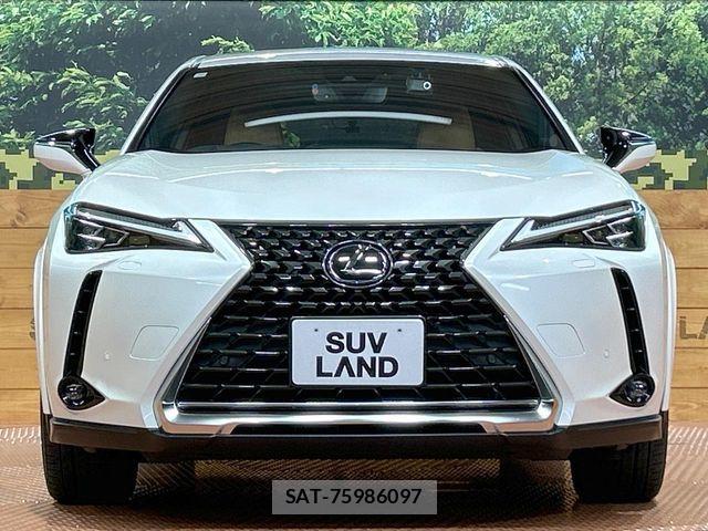 Lexus UX 2023-07 7501341-14