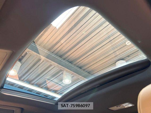 Lexus UX 2023-07 7501341-2