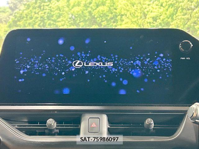 Lexus UX 2023-07 7501341-3
