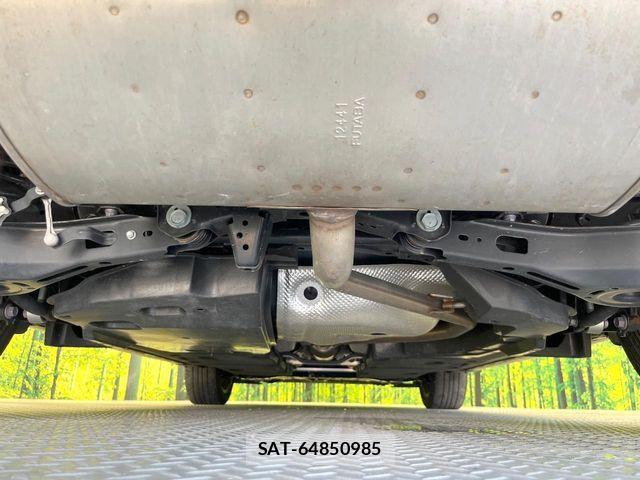 Lexus UX 2023-07 7501344-18