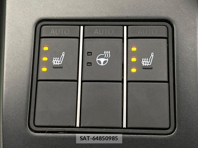 Lexus UX 2023-07 7501344-5