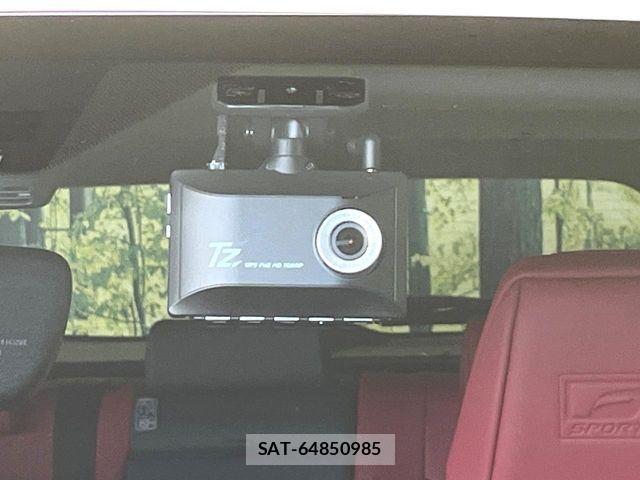 Lexus UX 2023-07 7501344-6