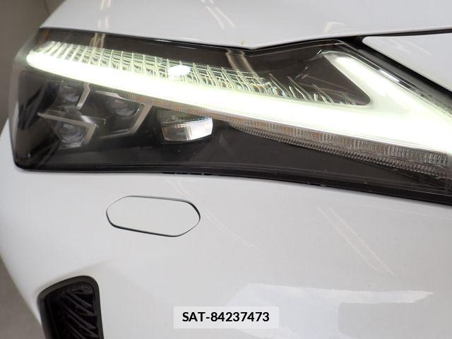 Lexus UX 2023-02 7501342-9
