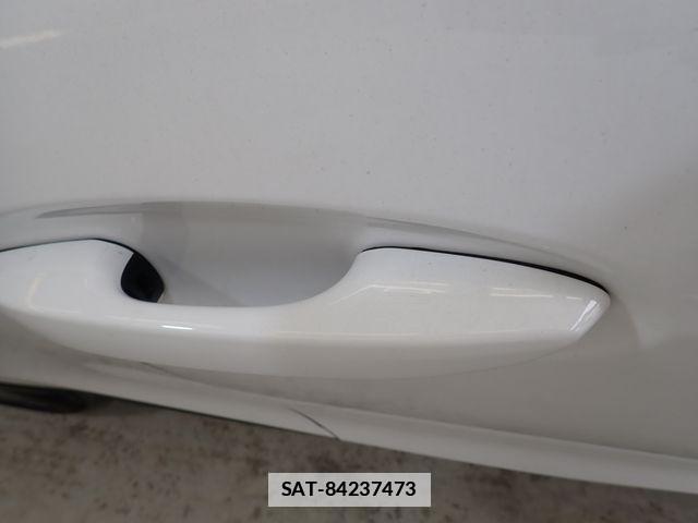 Lexus UX 2023-02 7501342-10