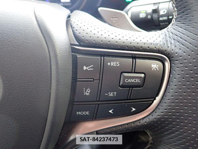 Lexus UX 2023-02 7501342-14