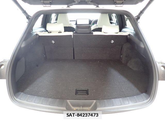Lexus UX 2023-02 7501342-24