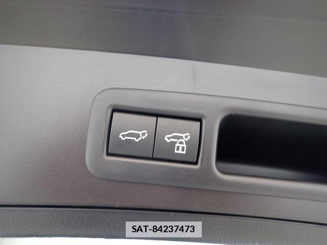 Lexus UX 2023-02 7501342-25