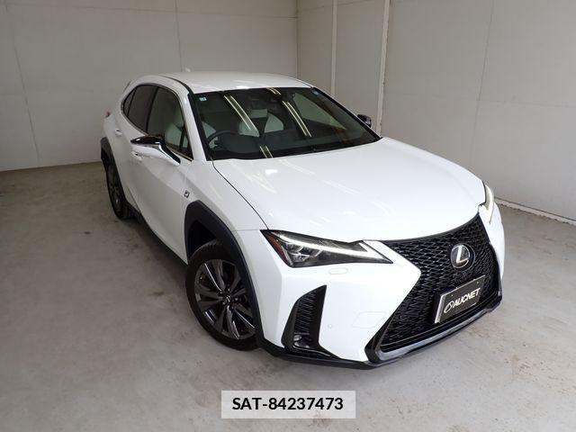 Lexus UX 2023-02 7501342-3