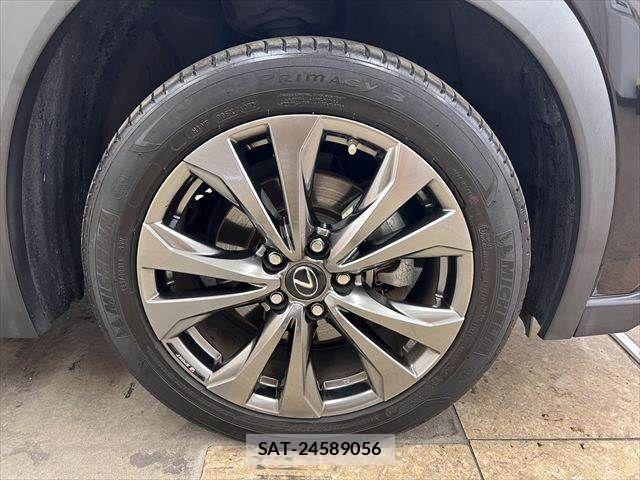 Lexus UX 2020-12 7501351-12