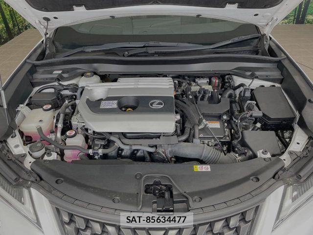 Lexus UX 2019-07 7562376-17
