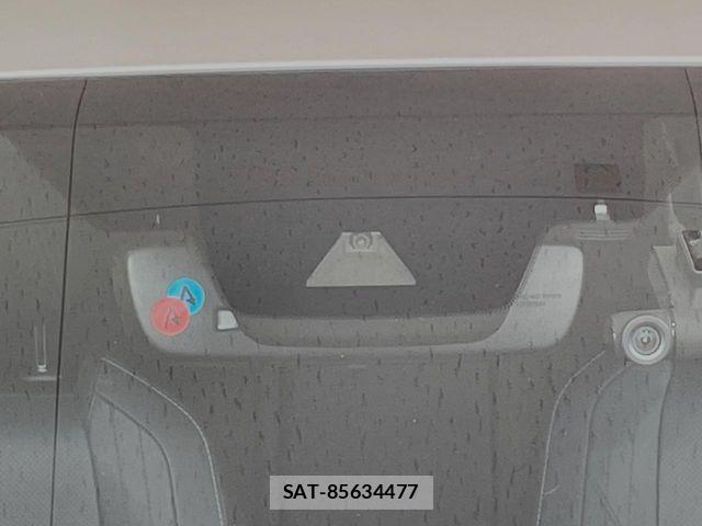 Lexus UX 2019-07 7562376-2
