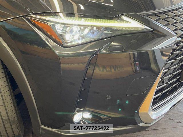 Lexus UX 2020-01 7562377-11