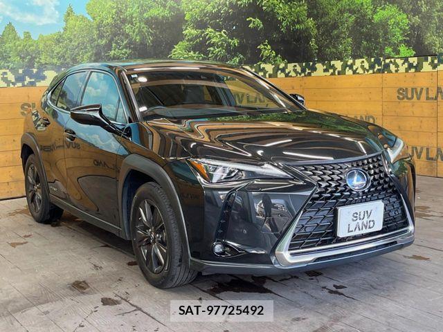 Lexus UX 2020-01 7562377-15