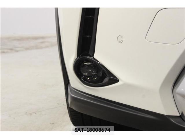 Lexus UX 2019-09 7617767-12