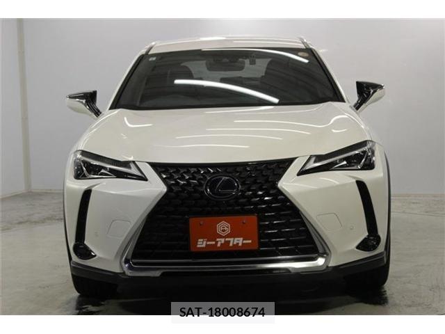 Lexus UX 2019-09 7617767-1