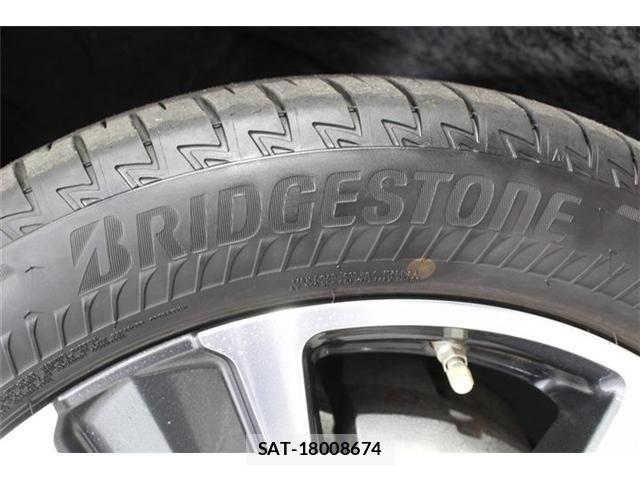 Lexus UX 2019-09 7617767-20
