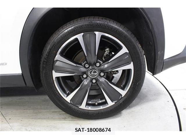 Lexus UX 2019-09 7617767-24