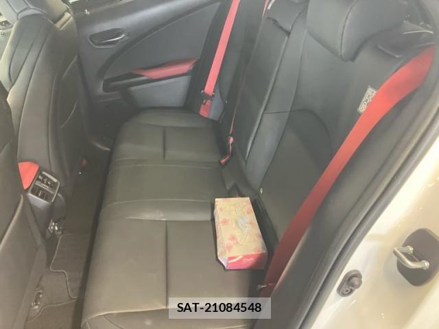 Lexus UX 2023-07 7617762-12