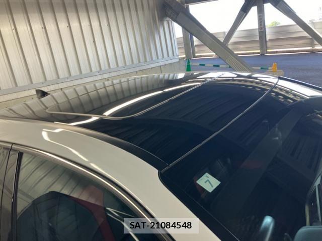 Lexus UX 2023-07 7617762-4