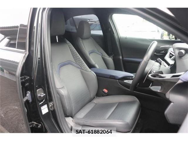 Lexus UX 2021-07 7617765-21