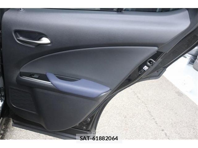 Lexus UX 2021-07 7617765-23