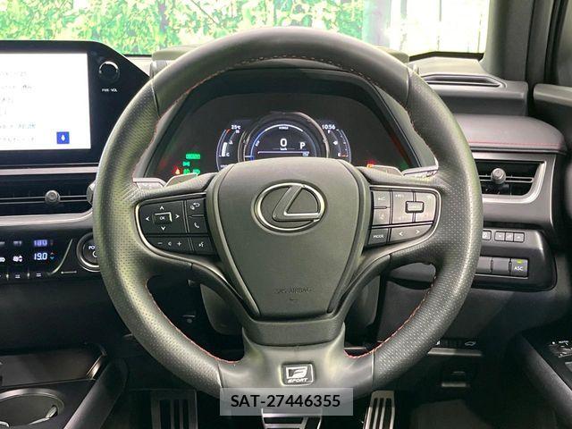 Lexus UX 2023-06 7617763-9
