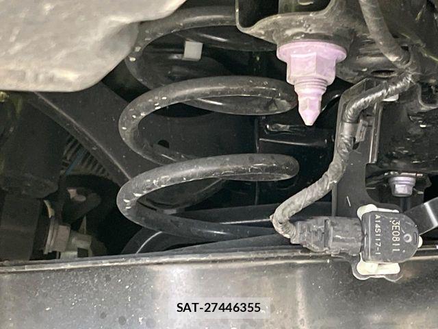 Lexus UX 2023-06 7617763-18