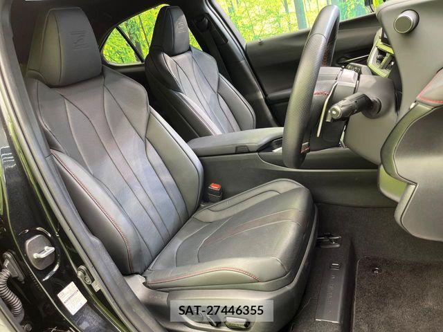 Lexus UX 2023-06 7617763-7
