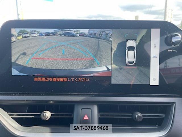 Lexus UX 2023-07 7617760-17