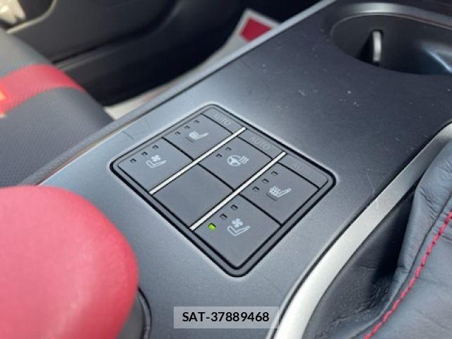 Lexus UX 2023-07 7617760-21