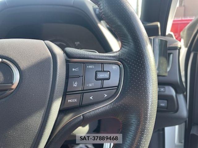 Lexus UX 2023-07 7617760-25