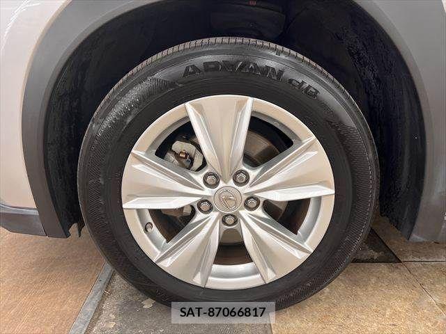 Lexus UX 2019-09 7617769-29