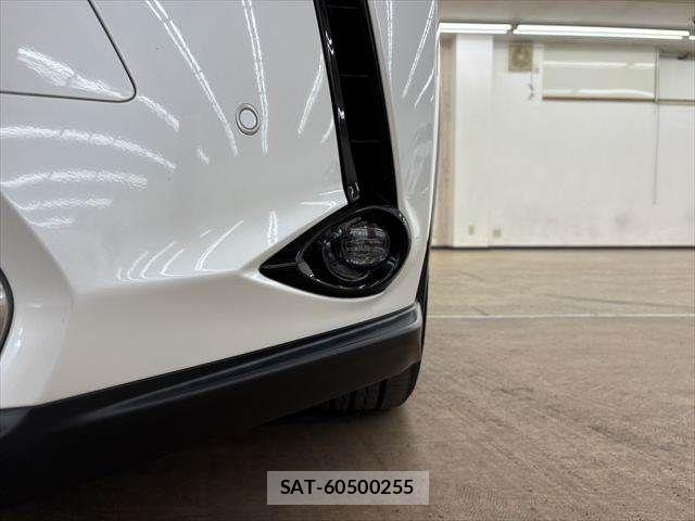 Lexus UX 2019-03 7617768-21