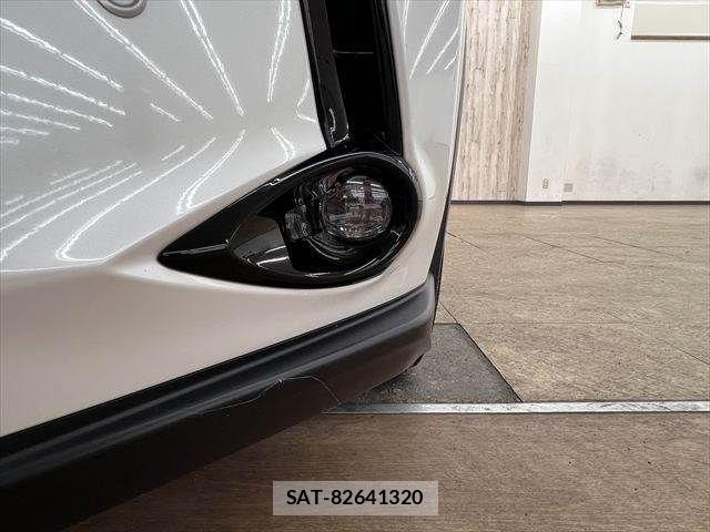 Lexus UX 2021-03 7617766-22