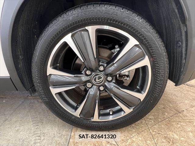 Lexus UX 2021-03 7617766-28