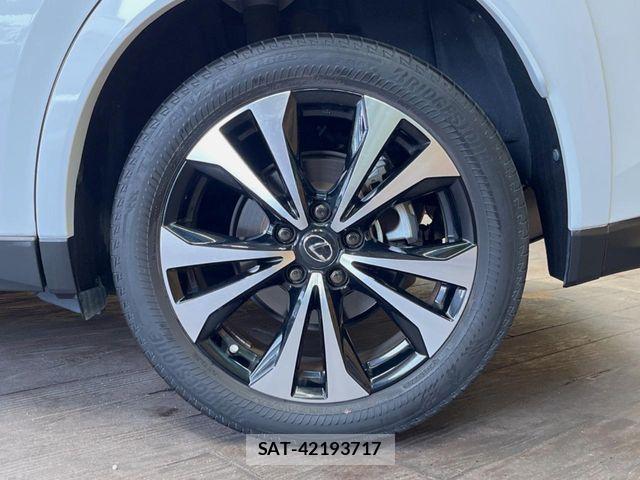 Lexus UX 2021-10 7617764-14