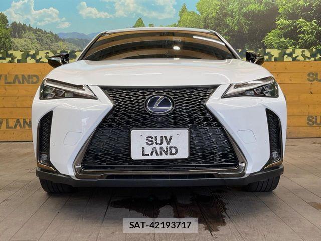 Lexus UX 2021-10 7617764-15