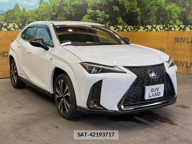 Lexus UX 2021-10 7617764-17