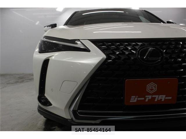 Lexus UX 2023-05 7725227-10