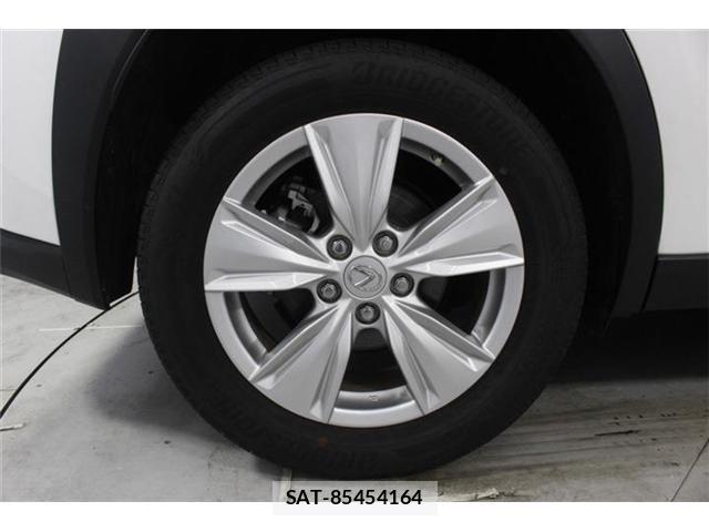 Lexus UX 2023-05 7725227-25