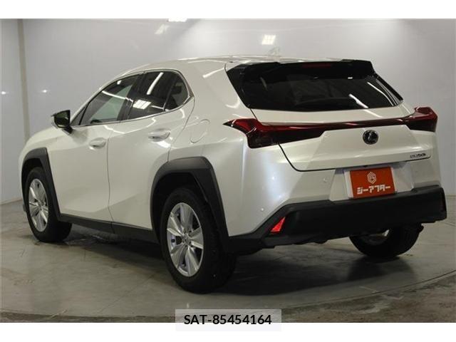 Lexus UX 2023-05 7725227-6