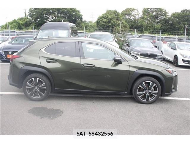 Lexus UX 2023-03 7725230-9