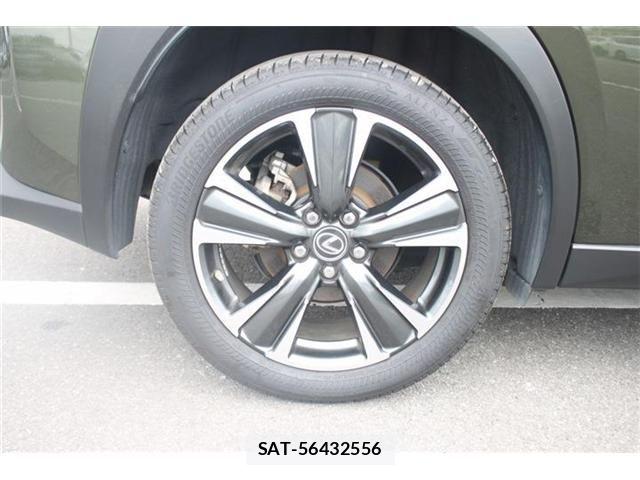 Lexus UX 2023-03 7725230-21