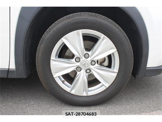 Lexus UX 2023-05 7725235-19