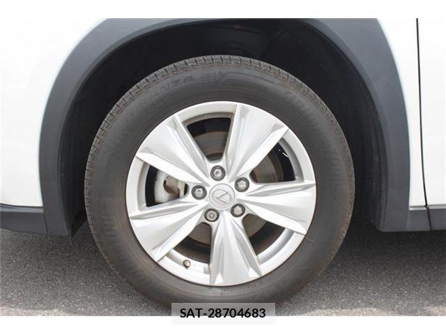 Lexus UX 2023-05 7725235-22