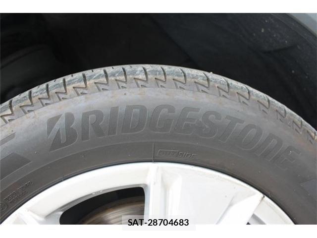 Lexus UX 2023-05 7725235-23