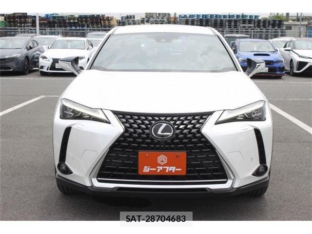 Lexus UX 2023-05 7725235-4