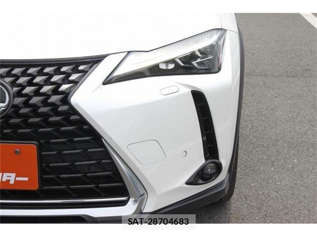 Lexus UX 2023-05 7725235-5