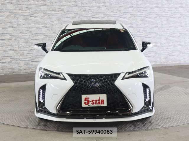 Lexus UX 2019-07 7725231-10