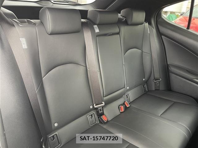Lexus UX 2019-11 7725232-15